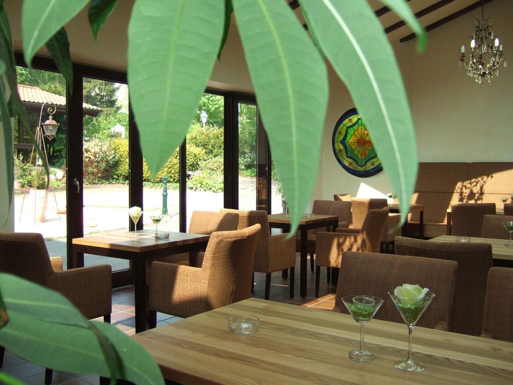 Landhotel Der Schwallenhof Bad Driburg Phòng bức ảnh