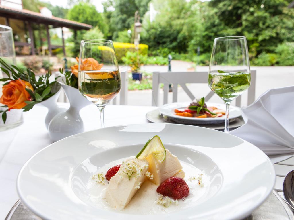 Landhotel Der Schwallenhof Bad Driburg Ngoại thất bức ảnh